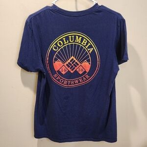 COLUMBIA Sport Wear Men's Navy Blue Tshirt size M